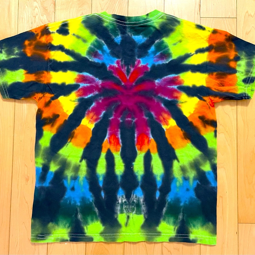 Bright rainbow spider design hand tie dyed tee